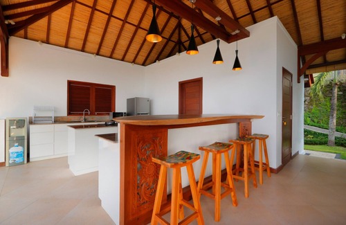 Kayu Putih Villa | Lovina Ocean View Villa - 2BR Paradise