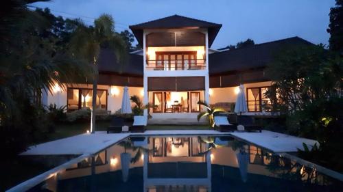 Kayu Putih Villa | Lovina Paradise
