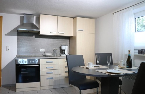 Thyrnau Apartment | Lovingly designed vacation apartment (68sqm) with private entrance and parking space
