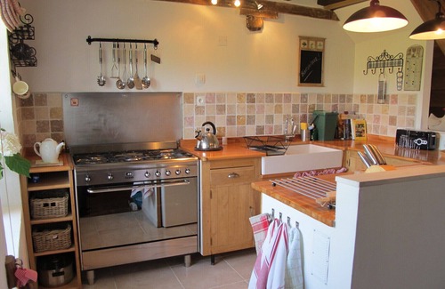 Chantrigne Cottage | Lovingly Renovated Farm Cottage and Garden - click on us and see for yourself!