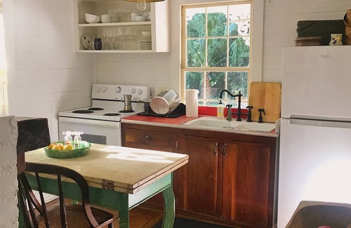 The Point House | Lovingly Restored 1890 Historic Cottage