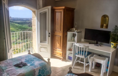 Ggantija Bed & Breakfast | Lovlia Bed & Breakfast