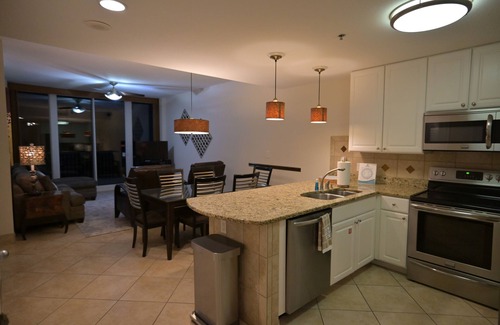 Gulf Shores Condo | LOW Fall Rates! Super Clean condo! ALL linens laundered after each guest!