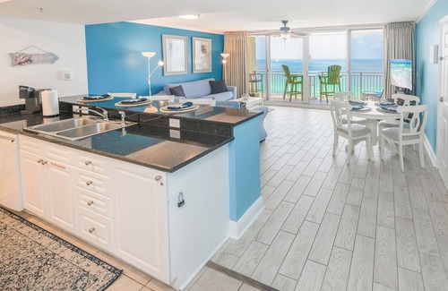 Panama City Beach Condo | *Low Rates! Book Now! Beach View, Large 1 bedroom*2 Bath*