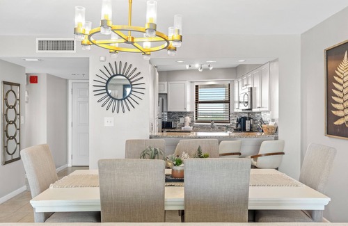 Sandestin Condo | Low Summer Rates! Beachfront Condo w/Panoramic Beach Views, 6-seat Golf Cart