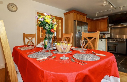 Polruan House | LOWARTH CHI, pet friendly, character holiday cottage in Polruan