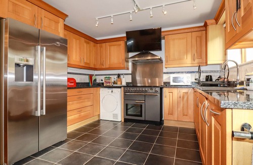 Polruan House | LOWARTH CHI, pet friendly, character holiday cottage in Polruan