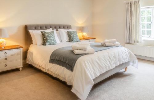 Beaminster House | Lower Barrowfield Farm