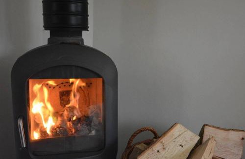 Honiton House | Lower Curscombe Barn - Beautiful 400-year-old threshing barn. Pet-friendly.