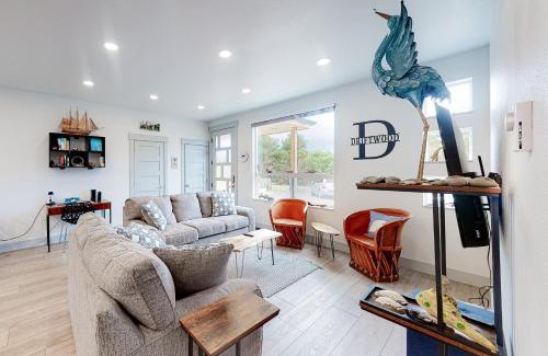Bandon Apartment | Lower Driftwood