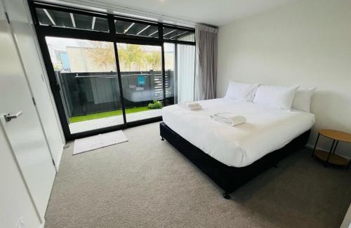 Lower Hutt House | Lower Hutt Central Brand New 3 bedroom 2 Bath Spacious House Balcony Private garage