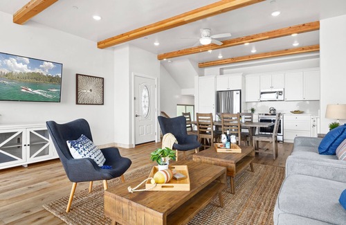 South Oceanside House | Lower Level Pet Friendly Oceanfront Rental with a Spa P829-2