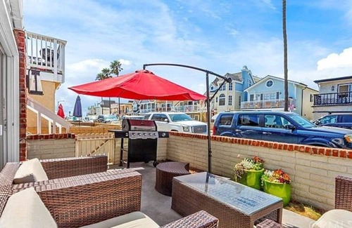 Balboa Peninsula House | Lower Newport Beach House
