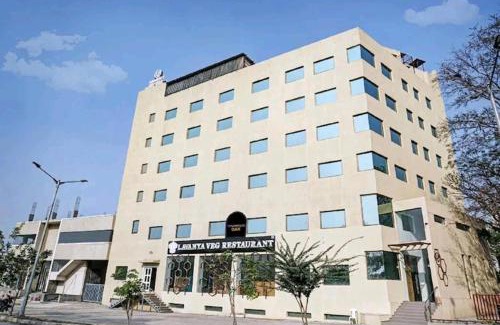 Pune Hotel | LP Regency