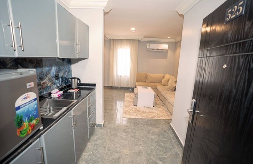Al Olaya District Apartment | LP28.5 - Modern 1BR near Kingdom Center