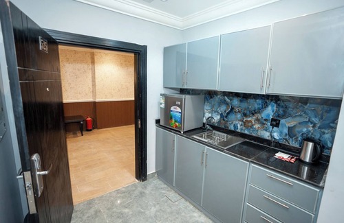 Al Olaya District Apartment | LP28.5 - Modern 1BR near Kingdom Center