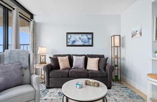 Rockport Apartment | LR 309 - Ms, Annies Oasis