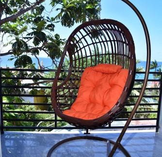 Montego Bay House | lsstonethrow Apts