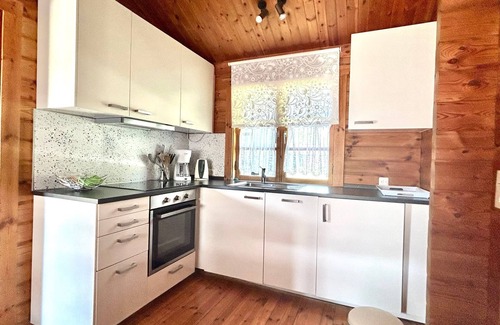 Hayingen House | Ltd-72 - Holzblockhaus mit Süd-terrasse - Ferienpark Lauterdörfle 9