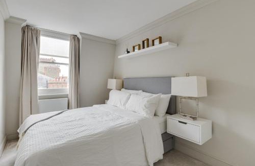 Earl's Court Apartment | Luana's Stunning Rooftop
