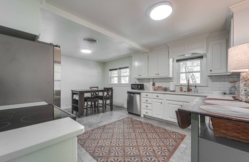Tech Terrace Cottage | Lubbock Rental Home Near Texas Tech University!