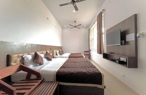 Chikkamagaluru Hotel | Lucent The Homely Hotel