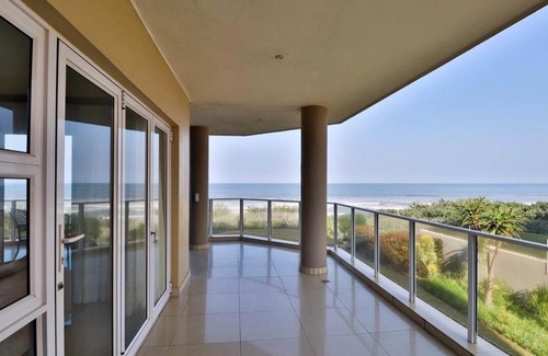 Margate Apartment | Luciensands 201 Lucien Beach Margate