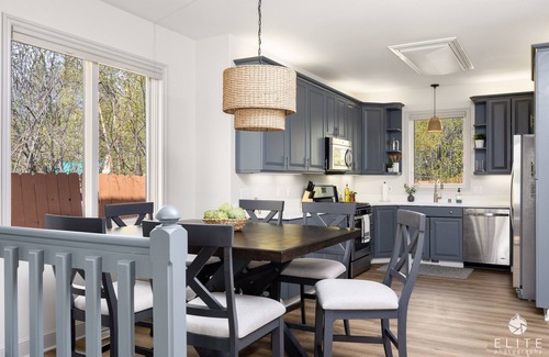 Wasilla House | LUCILLE LAKE HOUSE - Private Dock, Stunning Views!