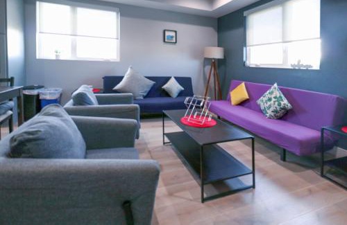 Mid City House | Lucky Charm 4 Bedroom Mid-City Apartment