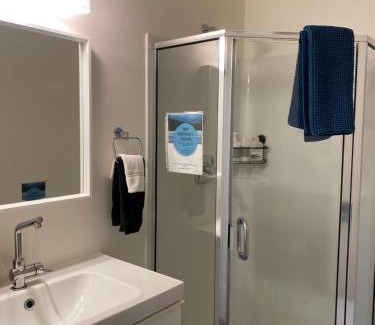 Ucluelet Apartment | Lucky Creek Guest Suite