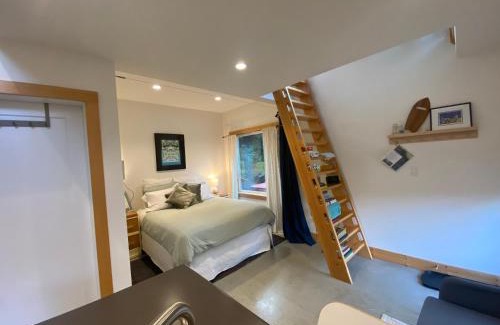 Ucluelet Apartment | Lucky Creek Guest Suite