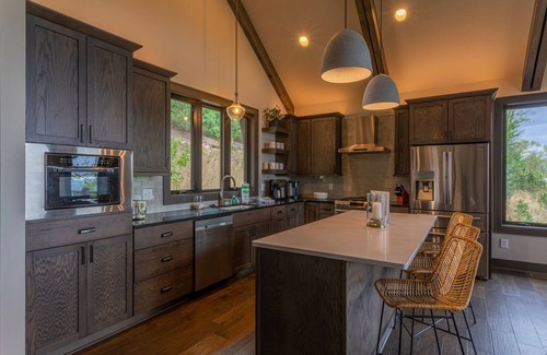 Deep Gap House | Lucky Landing - BRMC amenities, pets, views, hot tub, fire pit, game tables