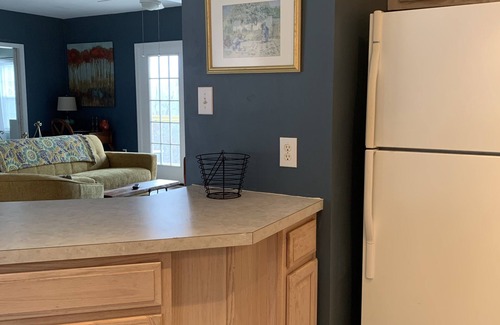 Bakersville Cottage | Lucy's Cottage has Exceptional views of the Blue Ridge Mountains!