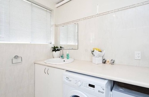 Jolimont Apartment | Lucy's House has just been renovated and refurbished to makr it even nicer