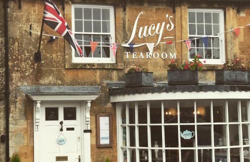 Stow-on-the-Wold Bed & Breakfast | Lucy's Tearoom