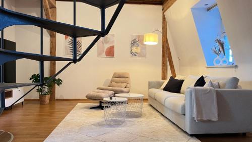 Ludwigsburg Apartment | LudwigsHome Luxus - Zentral, 95qm, Whirlpool, Balkon, Smart TV