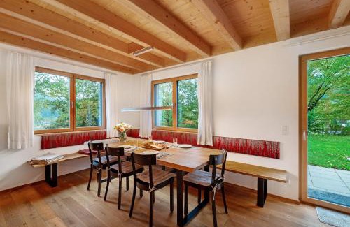 Huzenbach House | Lug ins Tal - 2 Häuser