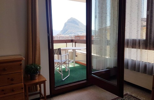 Viganello Condo | Lugano, Near Lake & Old Town: free parking, views!