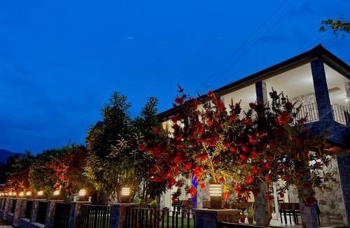Koman Hotel | Lugina e Komanit