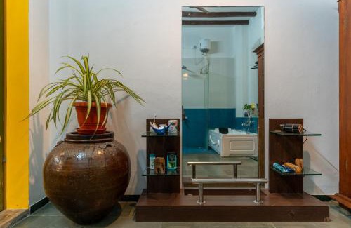 White Town Hotel | Luigi Villa