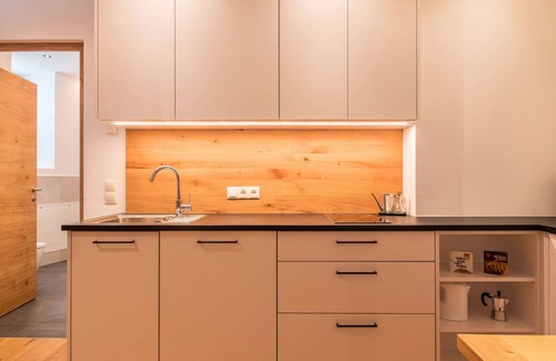 Cornaiano Apartment | Luislhof Farm - Holiday Apartment Herbae with Mountain View, Terrace & Wi-Fi