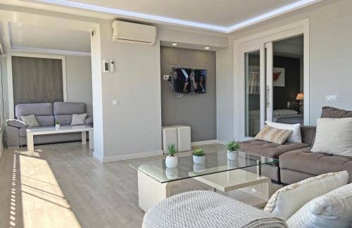 Playa de San Juan Apartment | Lujo en la playa. Parking Gratis
