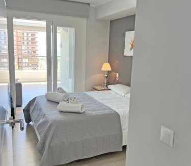 Playa de San Juan Apartment | Lujo en la playa. Parking Gratis