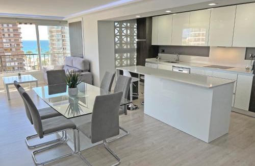 Playa de San Juan Apartment | Lujo en la playa. Parking Gratis