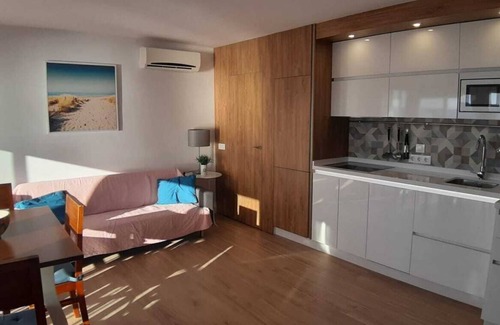 Valdelagrana Apartment | Lujoso Apartamentos Frente al Mar, Cádiz. Preciosas Vistas a un Paso de la Playa