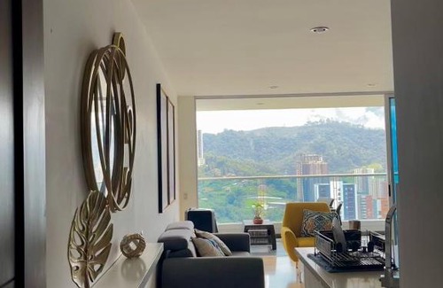 Sabaneta House | LUJOSA HABITACION AMOBLADA COMPARTIDA MEDELLIN - Sabaneta