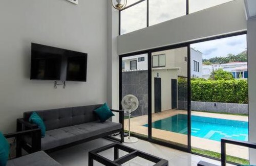 Melgar Villa | Lujosa Mansión Privada estilo mediterráneo