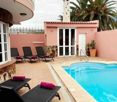 Puerto de la Cruz Villa | lujosa villa con piscina privada