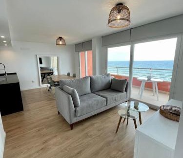 Playa de San Juan Apartment | Lujoso apartamento Playa San Juan
