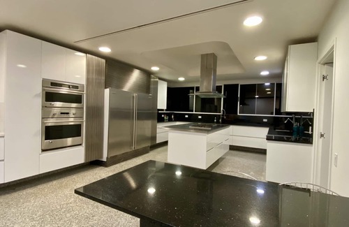 El Poblado Apartment | Lujoso penthouse en el poblado con piscina privada!
